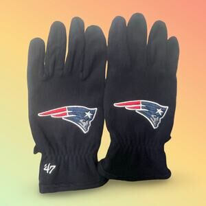47 Brand New England Patriots Fleece Gloves Mens One Size Winter Utility Black